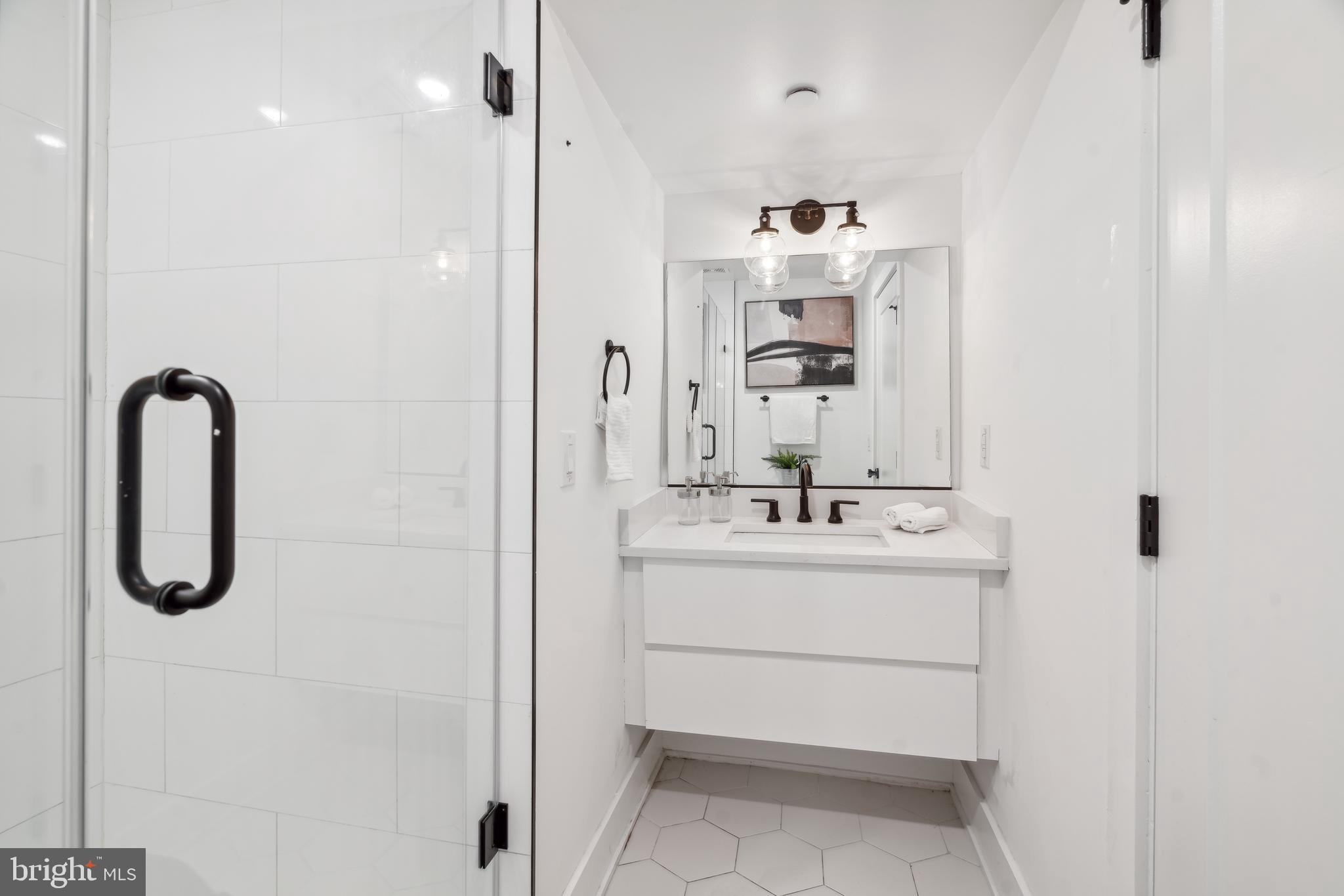 GRADUATE HOSPITAL - Residential