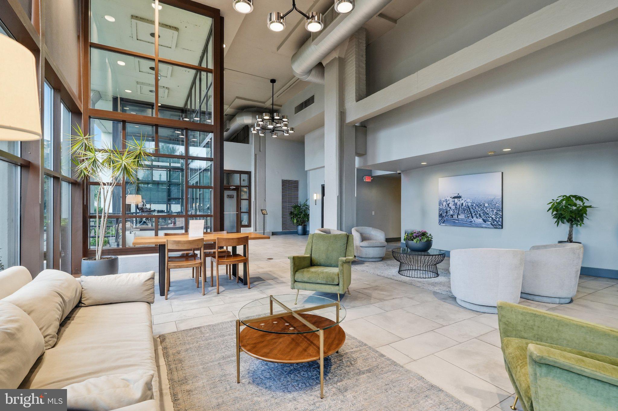2429-41 LOCUST STREET 608