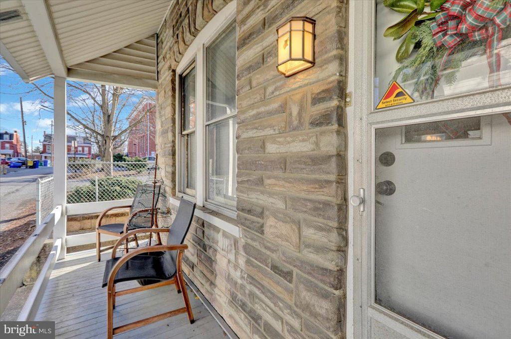 Photo of 830 Lake Street, LANCASTER, PA 17603 (MLS # PALA2080422)