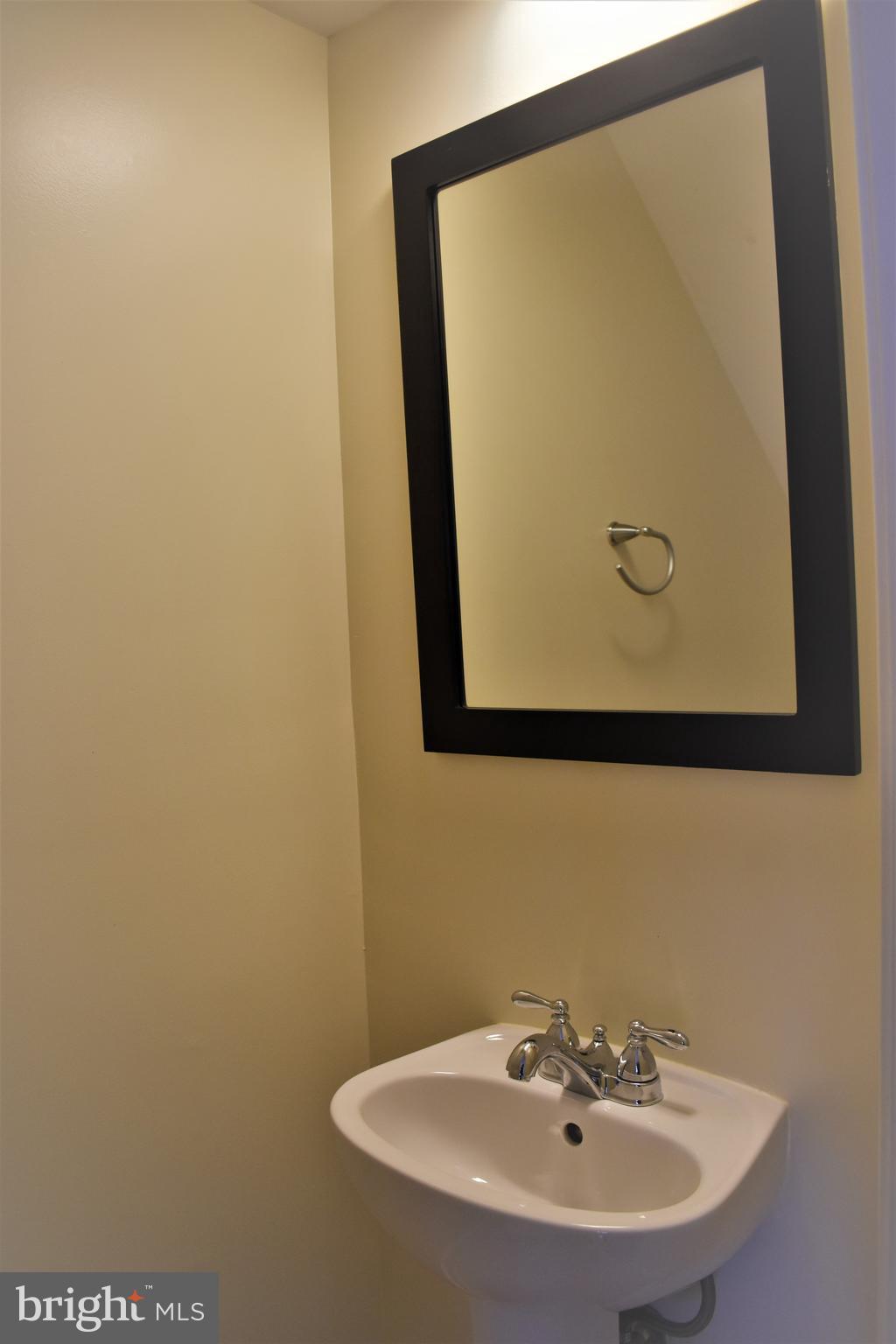 LANDOVER - Residential Lease