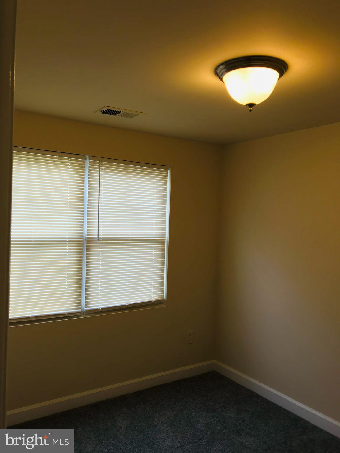 LANDOVER - Residential Lease