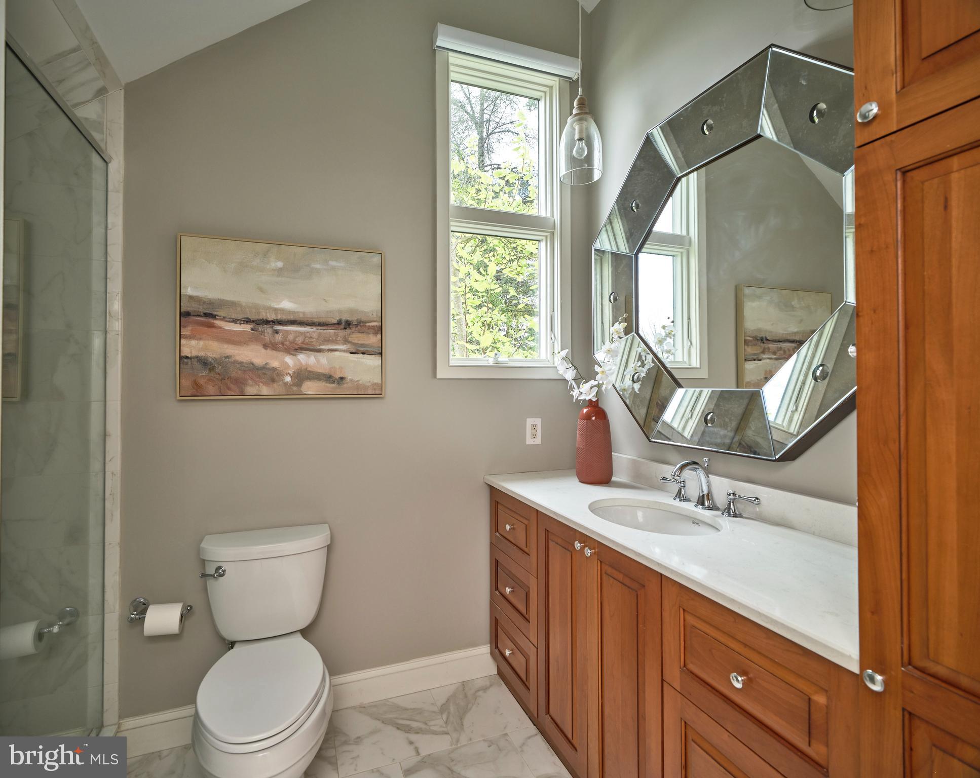 BARNES COURT CONDO - Residential