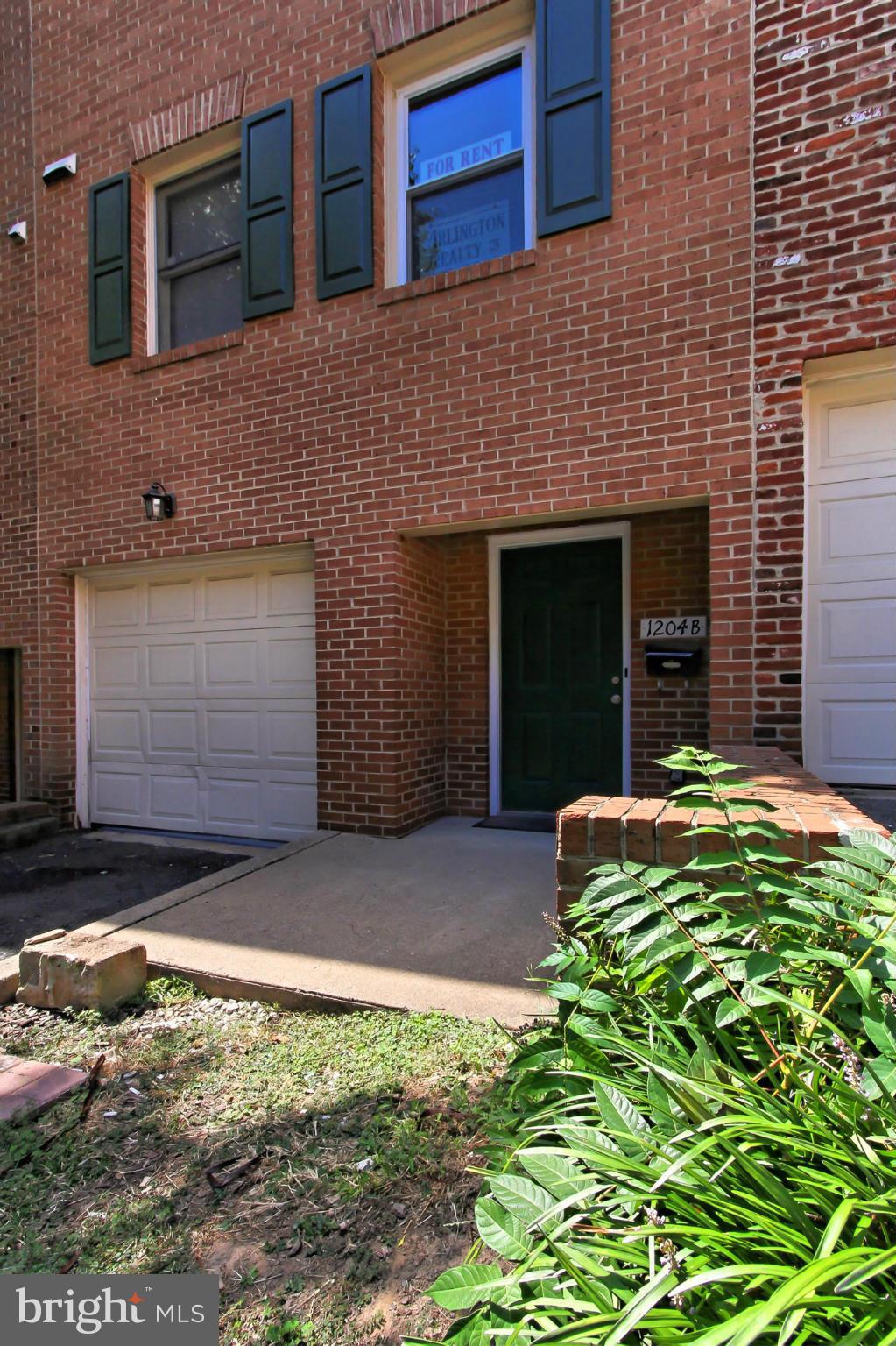 COLIN PLACE - Residential Lease