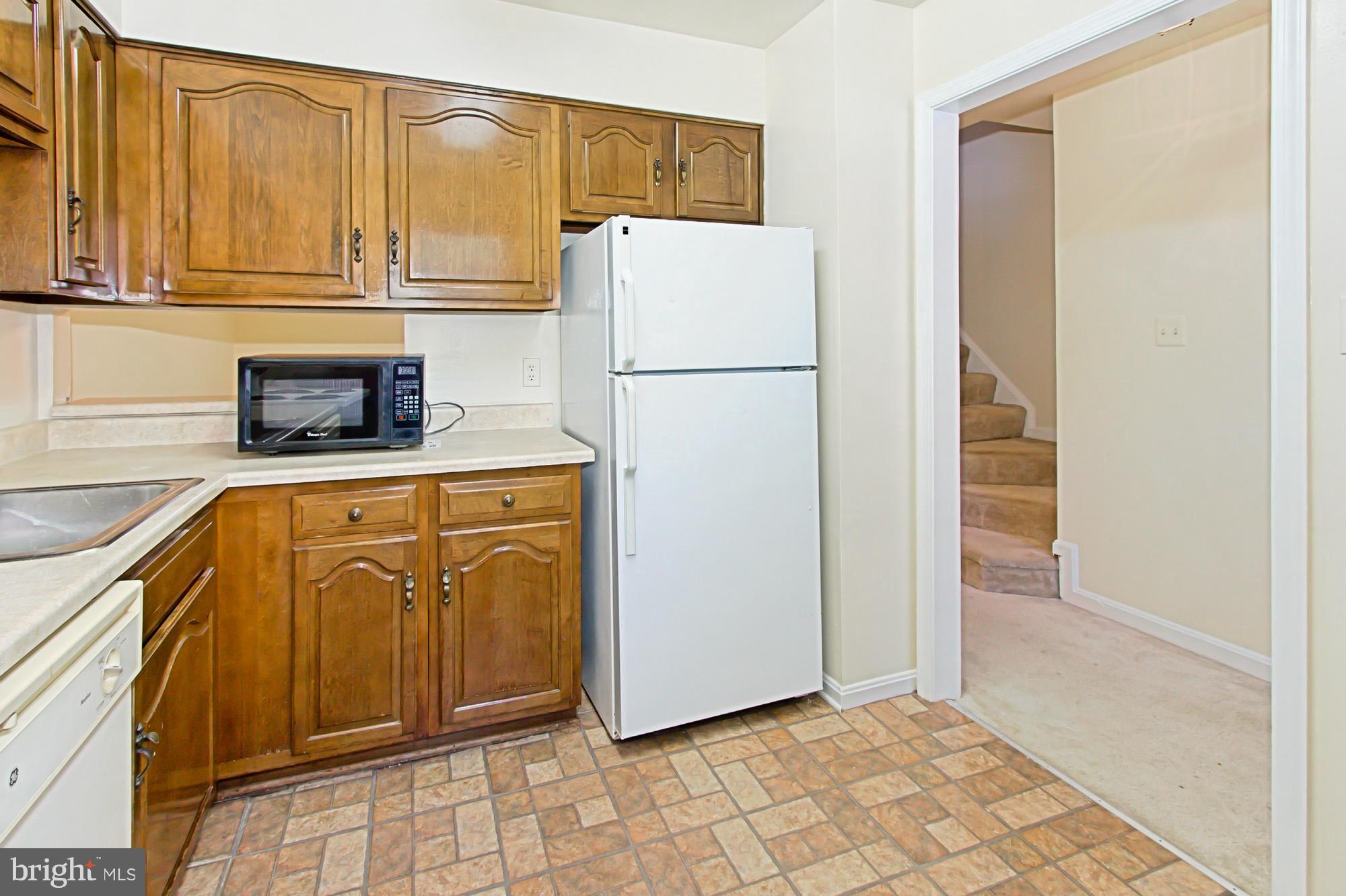 COLIN PLACE - Residential Lease