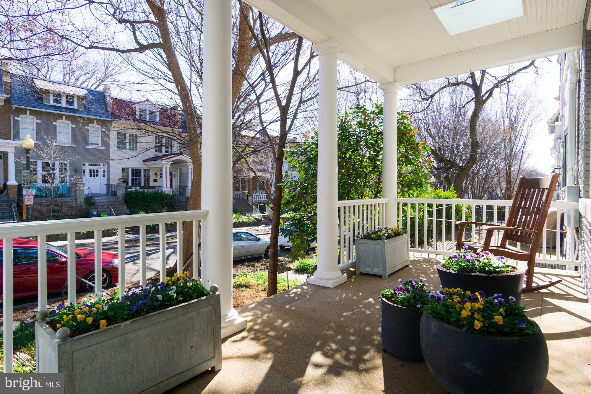 2738 WOODLEY PLACE NW