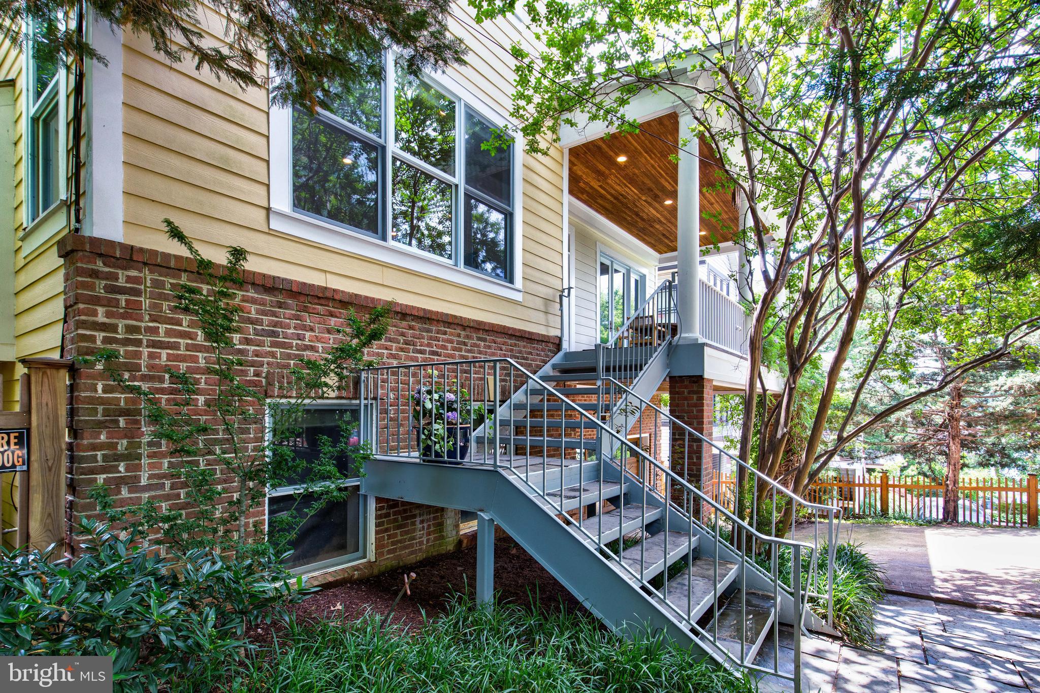 1829 47TH PLACE NW