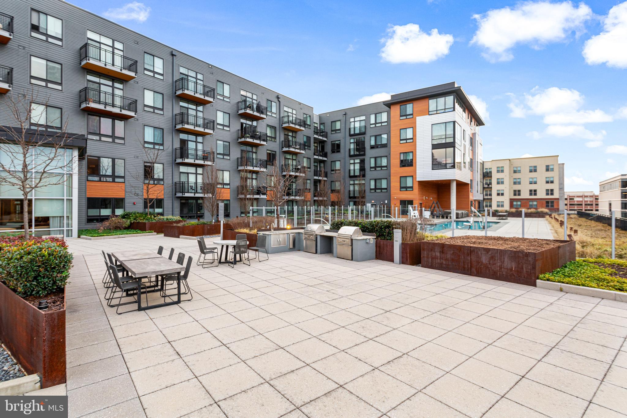 NATIONAL HARBOR - Residential Lease