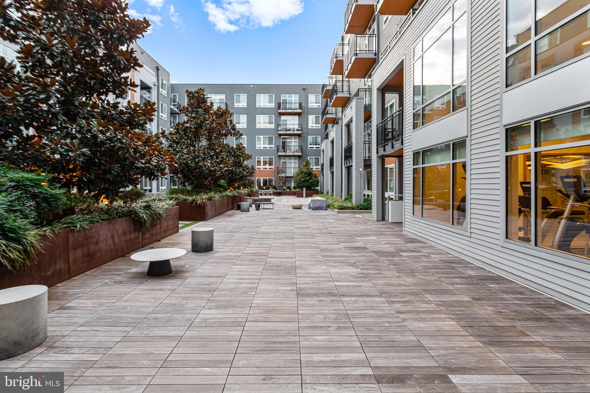 NATIONAL HARBOR - Residential Lease