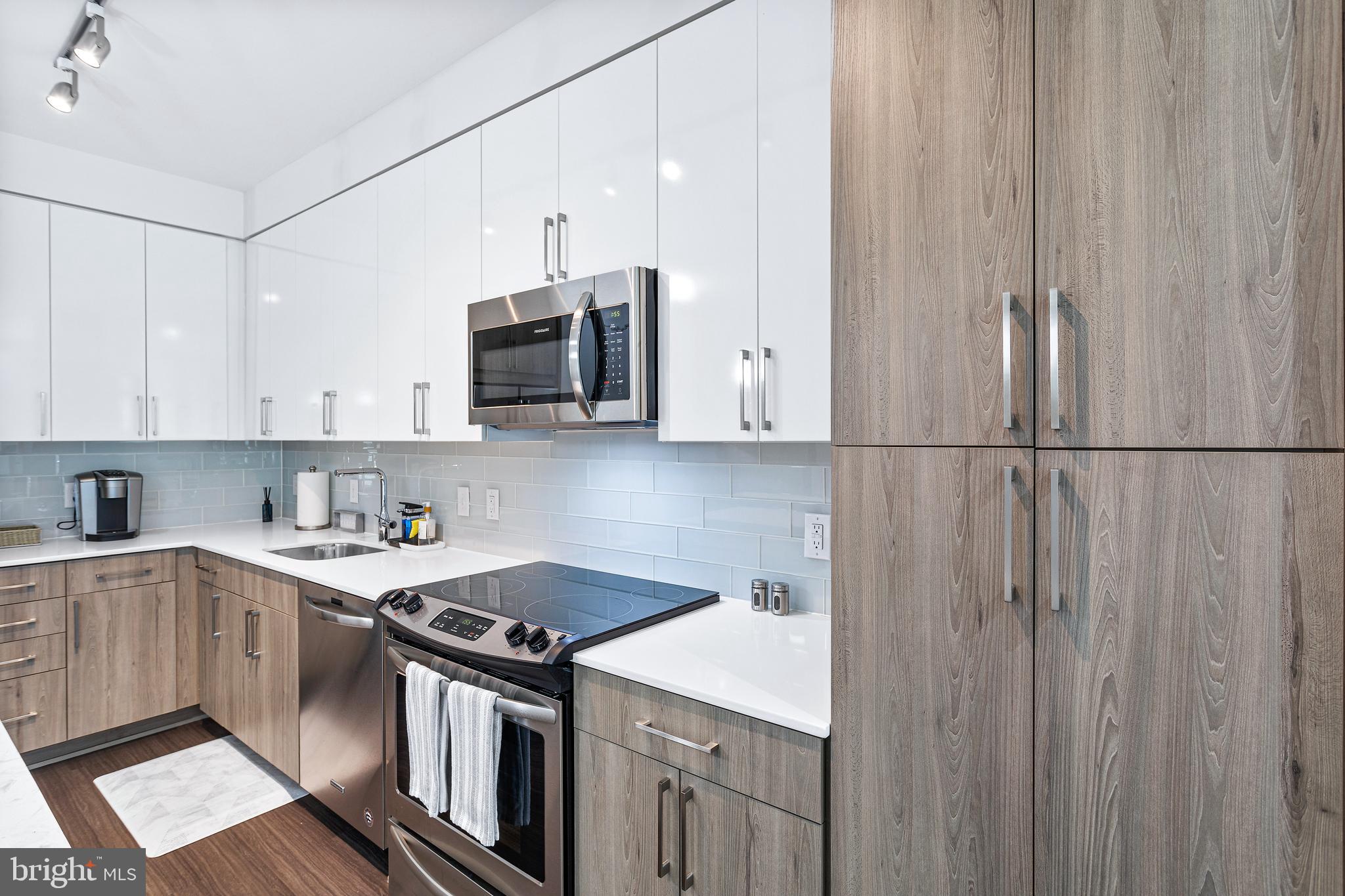 NATIONAL HARBOR - Residential Lease