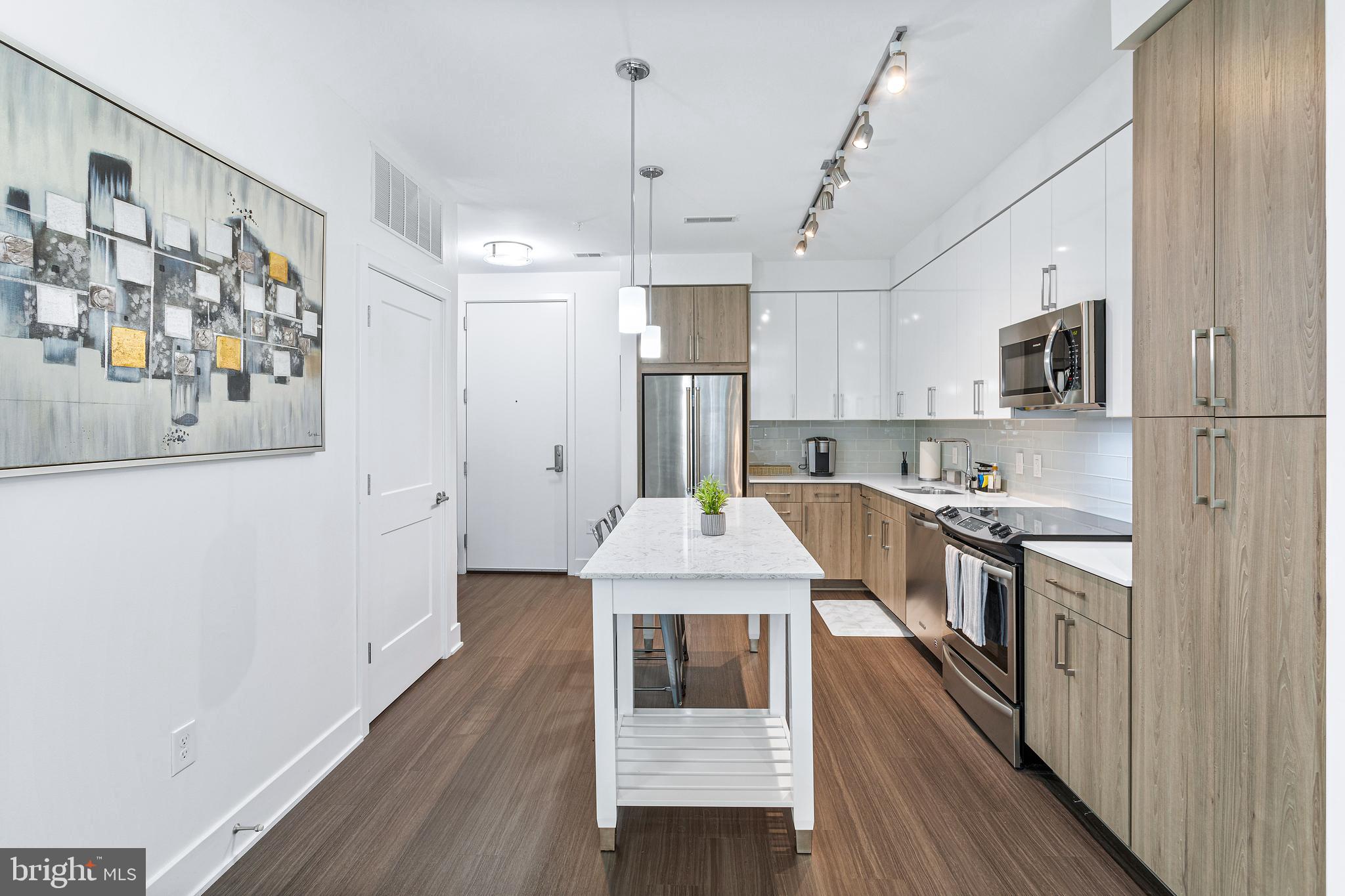 NATIONAL HARBOR - Residential Lease