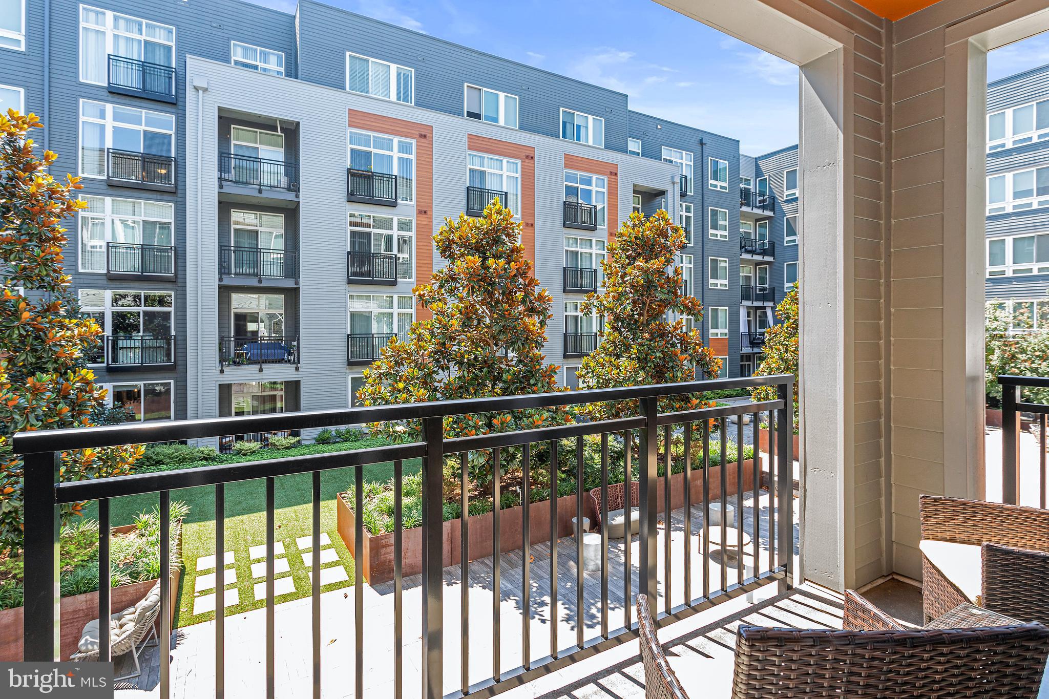 NATIONAL HARBOR - Residential Lease