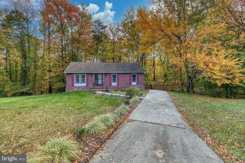 Homes For Sale - 2722 Timbercrest Drive<br/> DISTRICT HEIGHTS, MD 20747