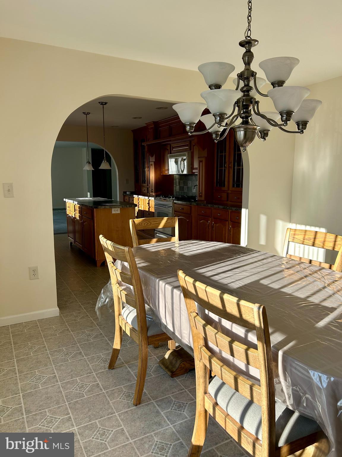 NOTTINGHAM MANOR - Residential