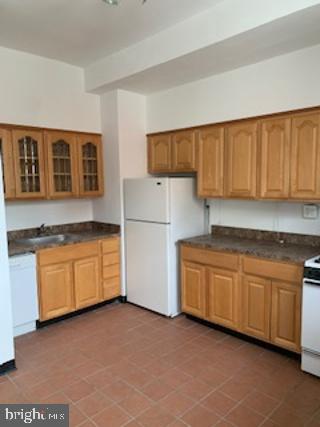 WASHINGTON SQ WEST - Residential Lease