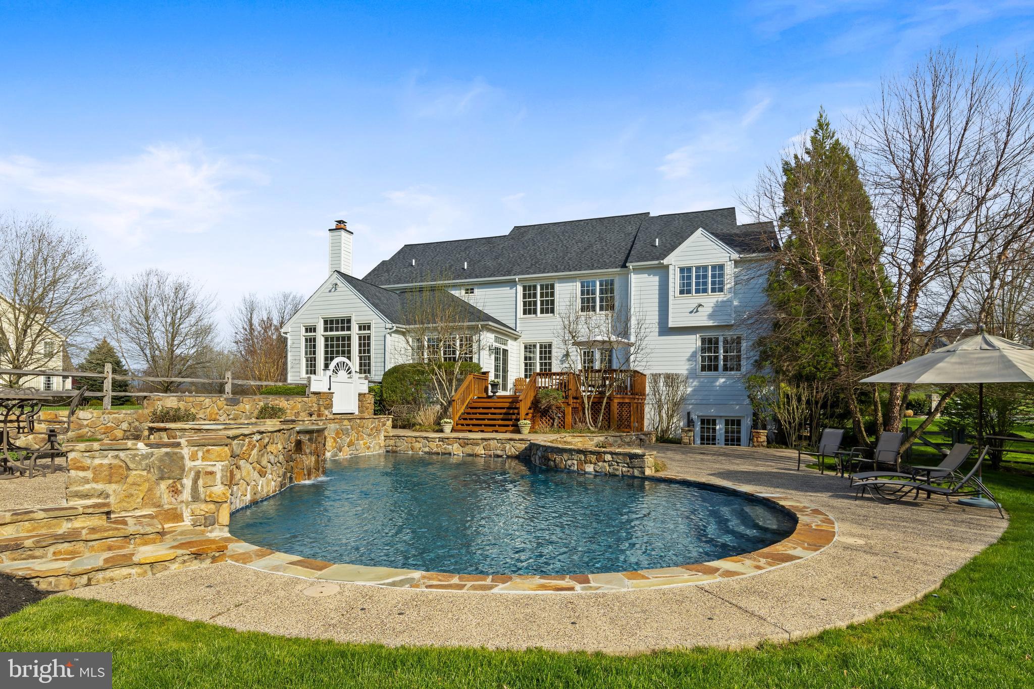 CHANTILLY FARM - Residential