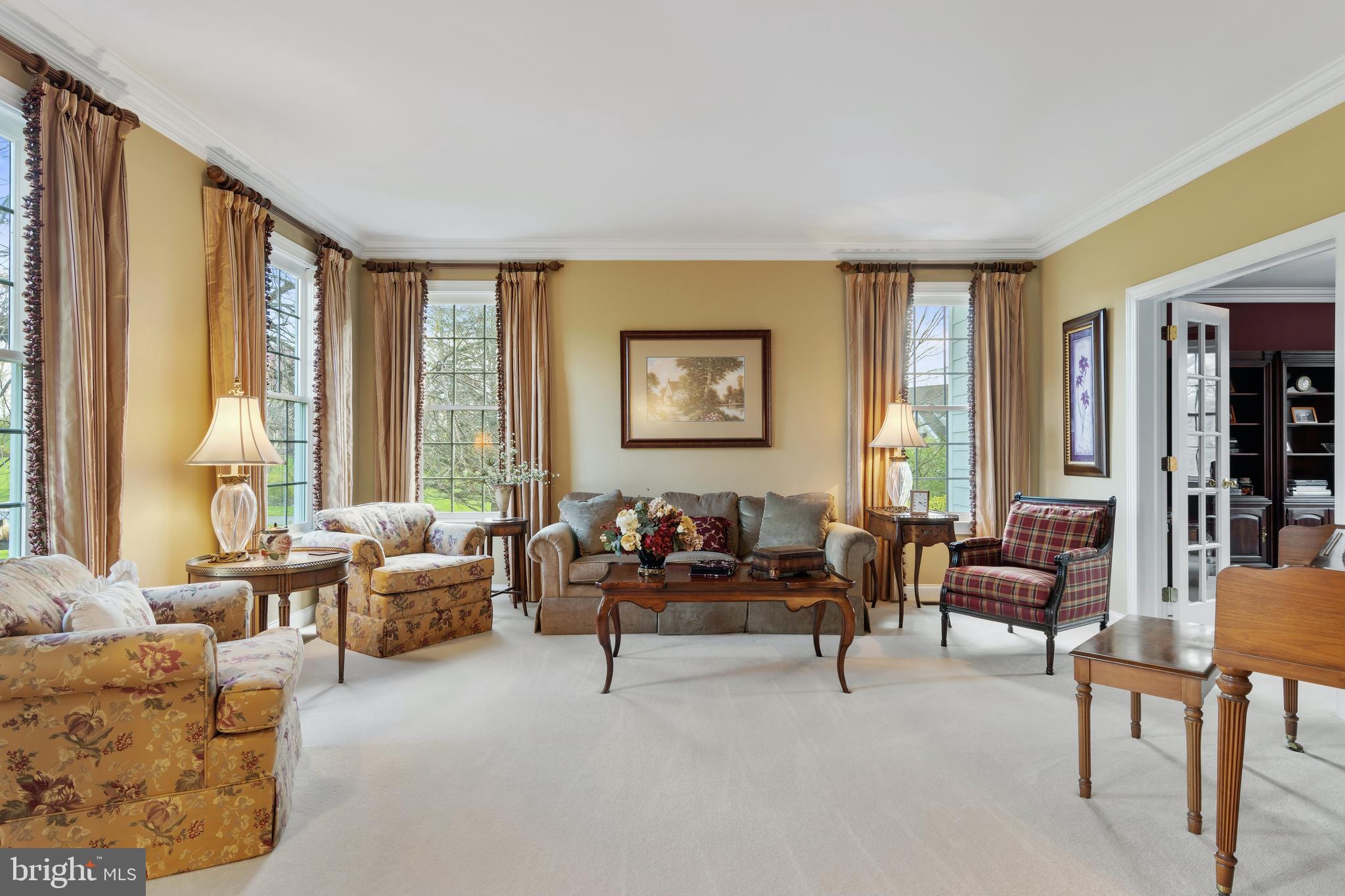 CHANTILLY FARM - Residential