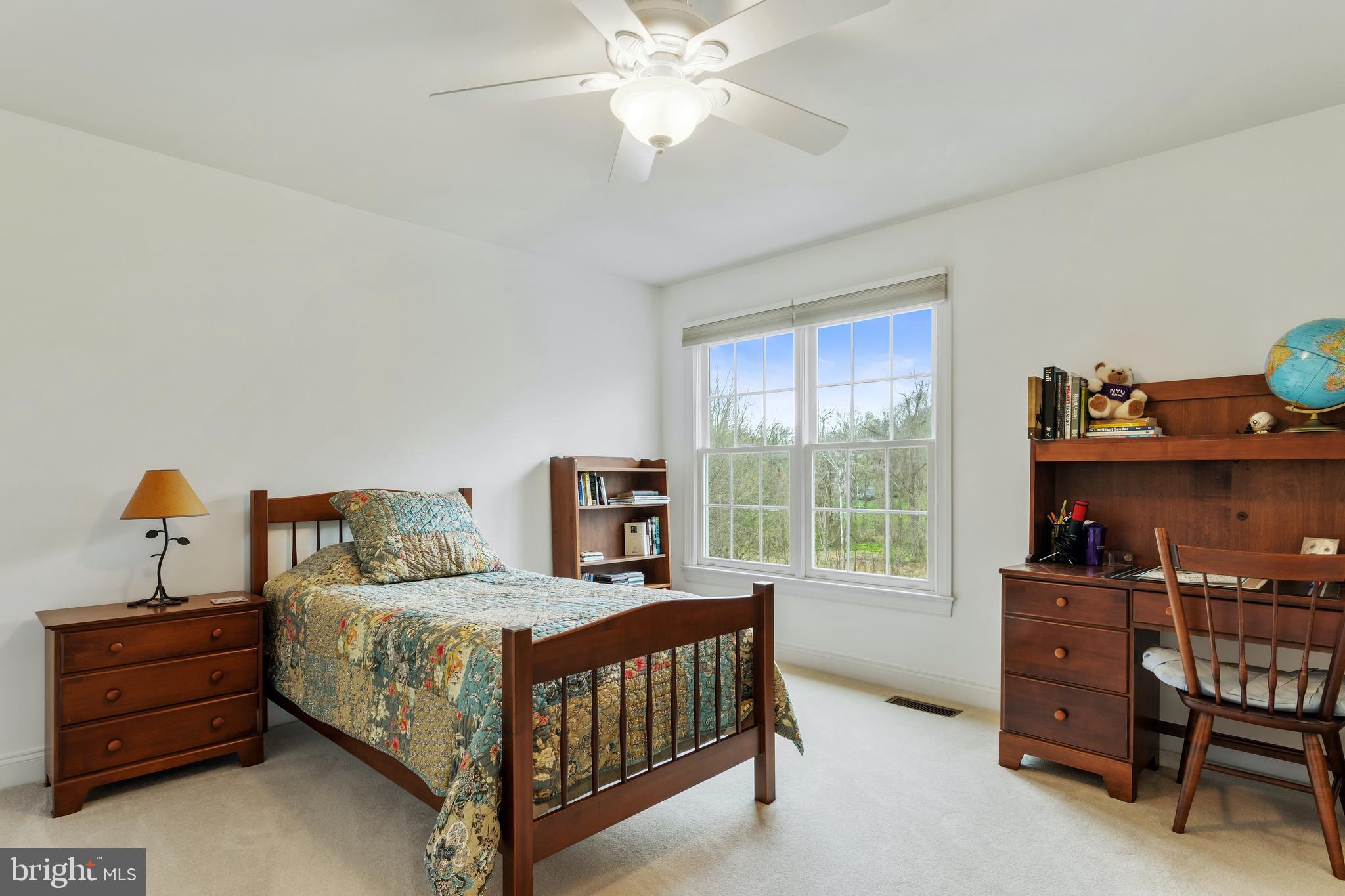 CHANTILLY FARM - Residential