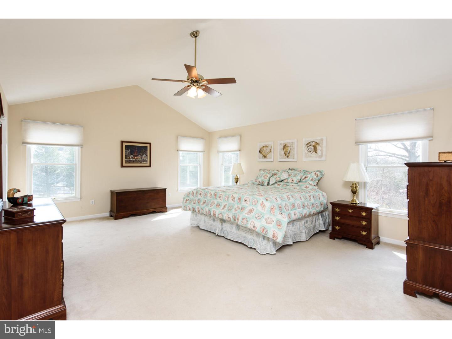 LAKERIDGE - Residential