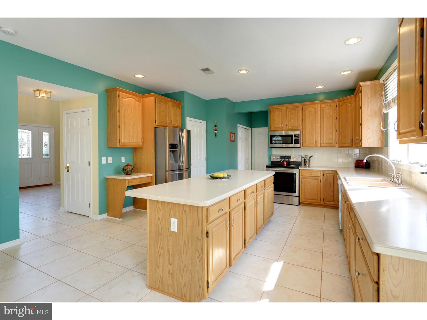 LAKERIDGE - Residential