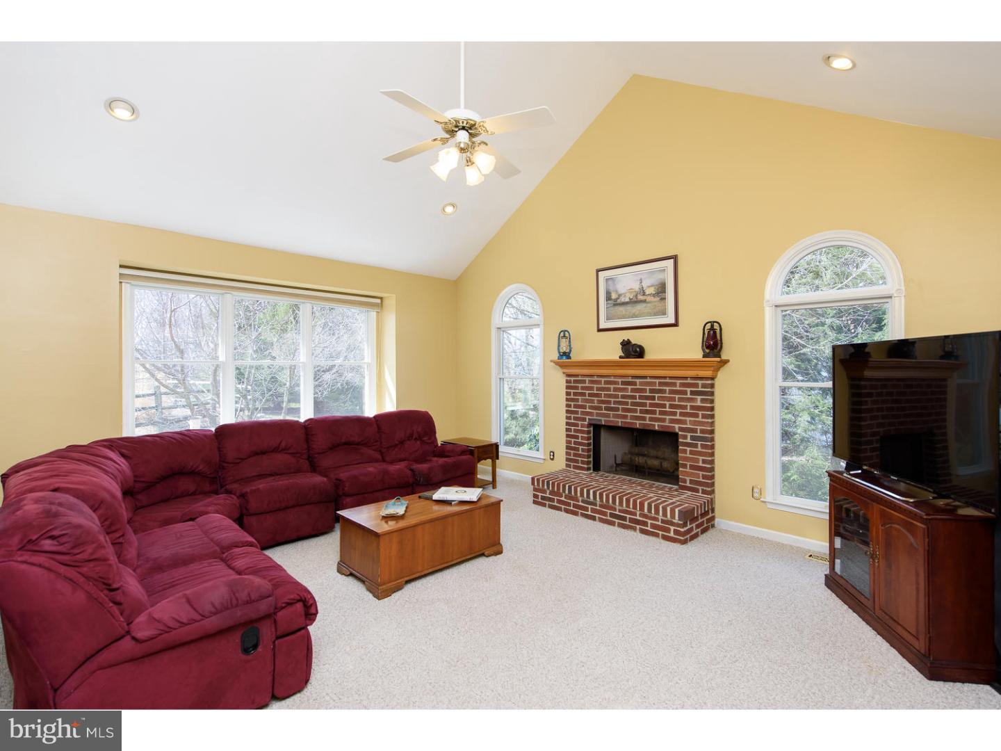 LAKERIDGE - Residential