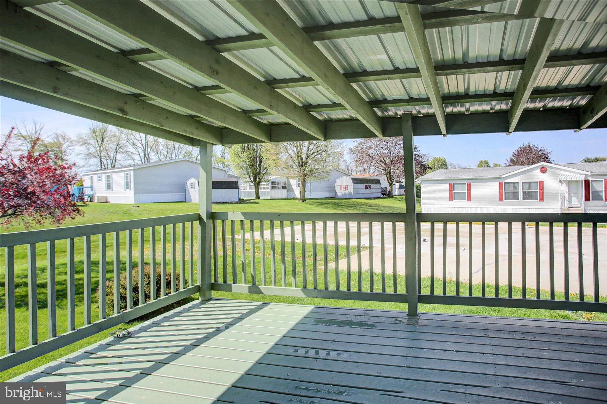 COLONIAL ESTATES - Residential