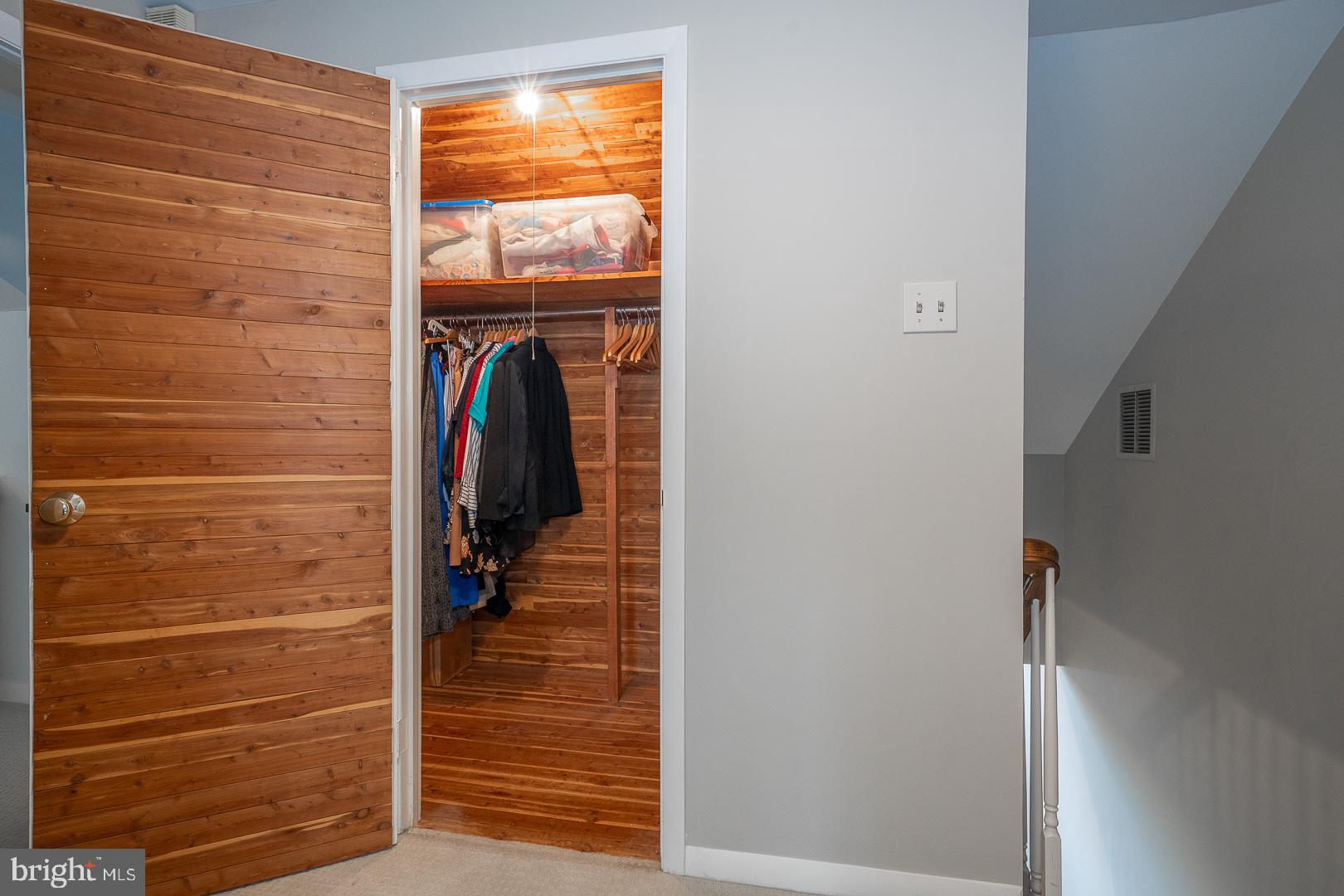 SPRING MILL - Residential