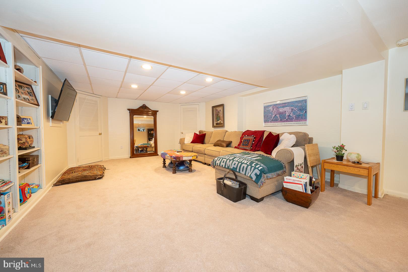 SPRING MILL - Residential