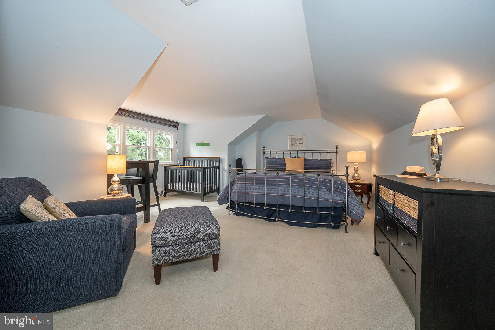 SPRING MILL - Residential