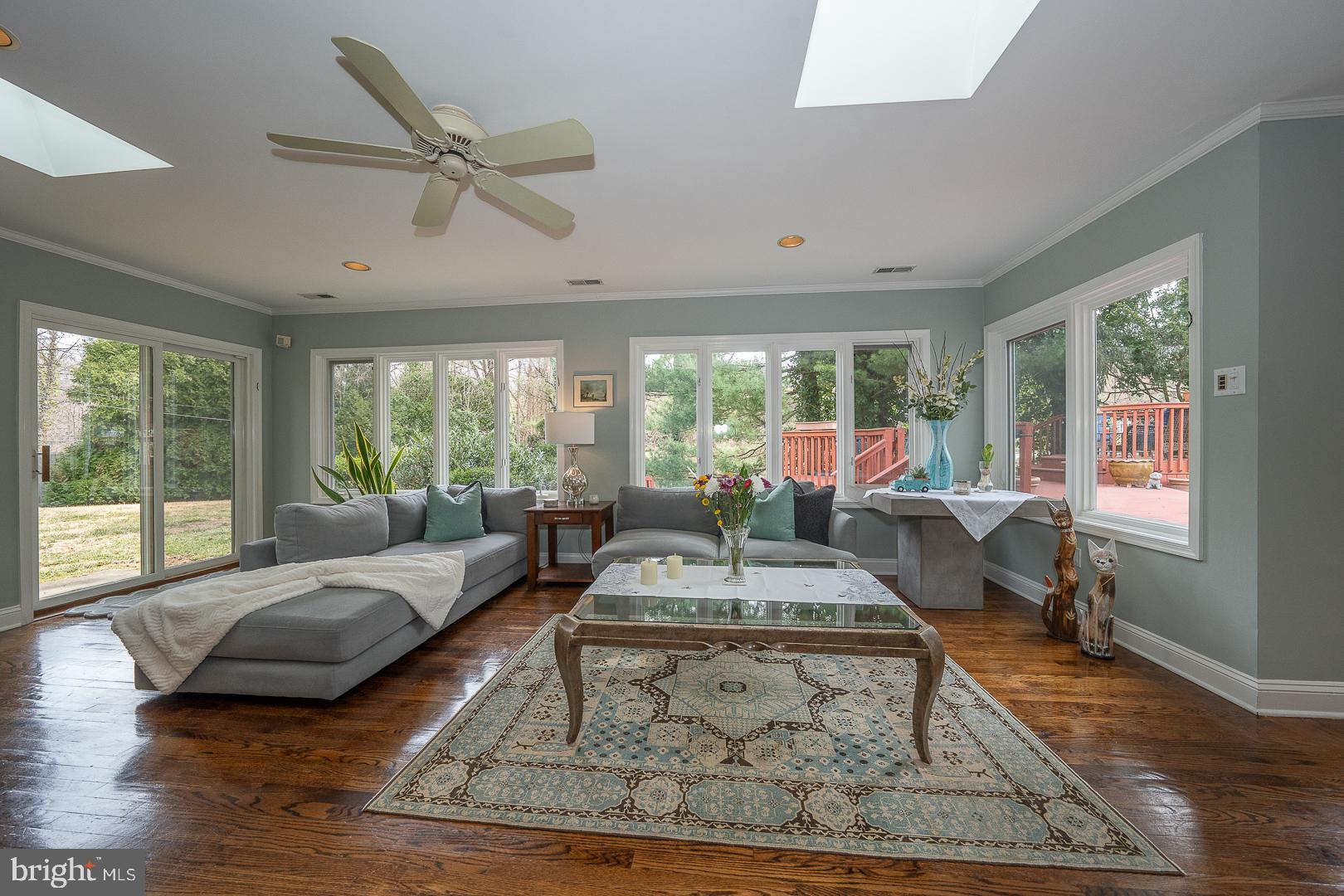 SPRING MILL - Residential