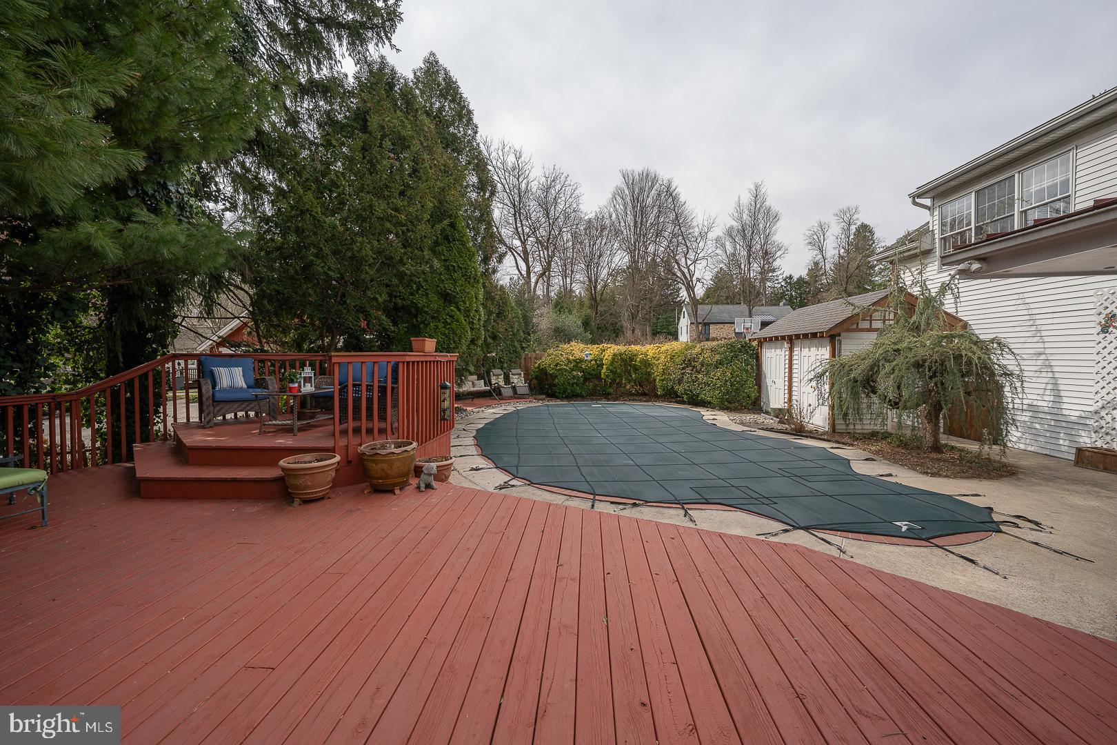 SPRING MILL - Residential