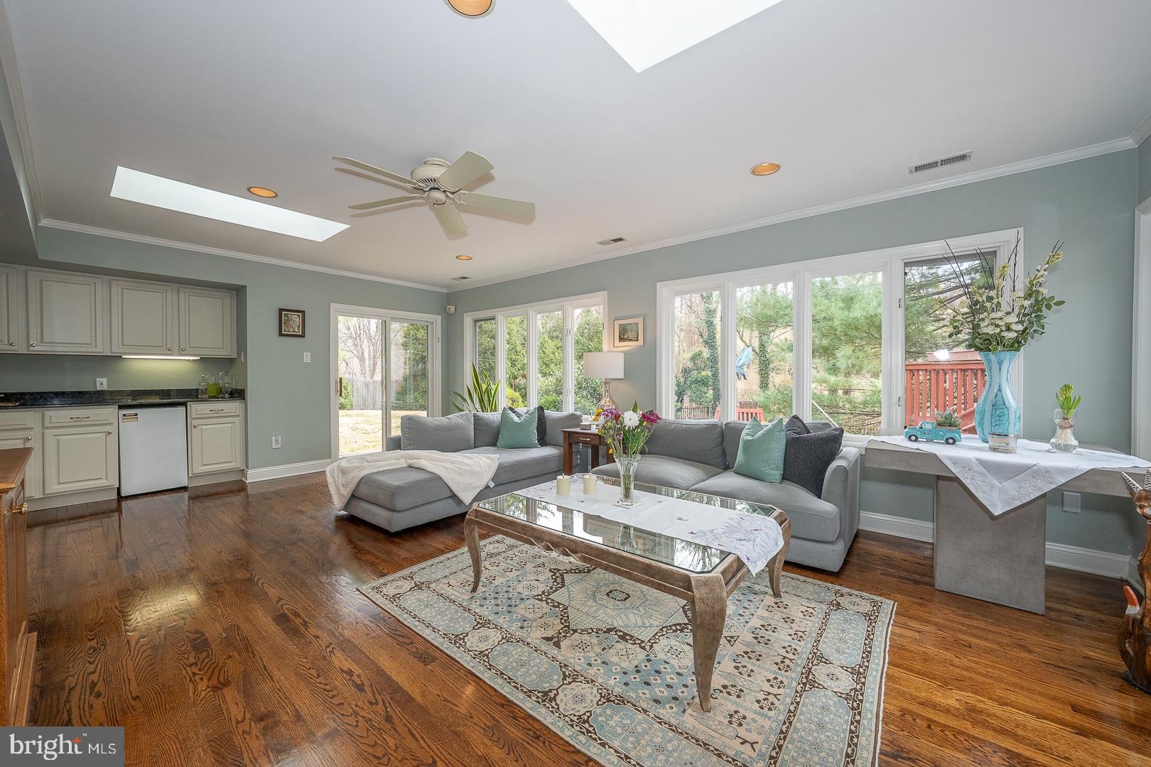 SPRING MILL - Residential