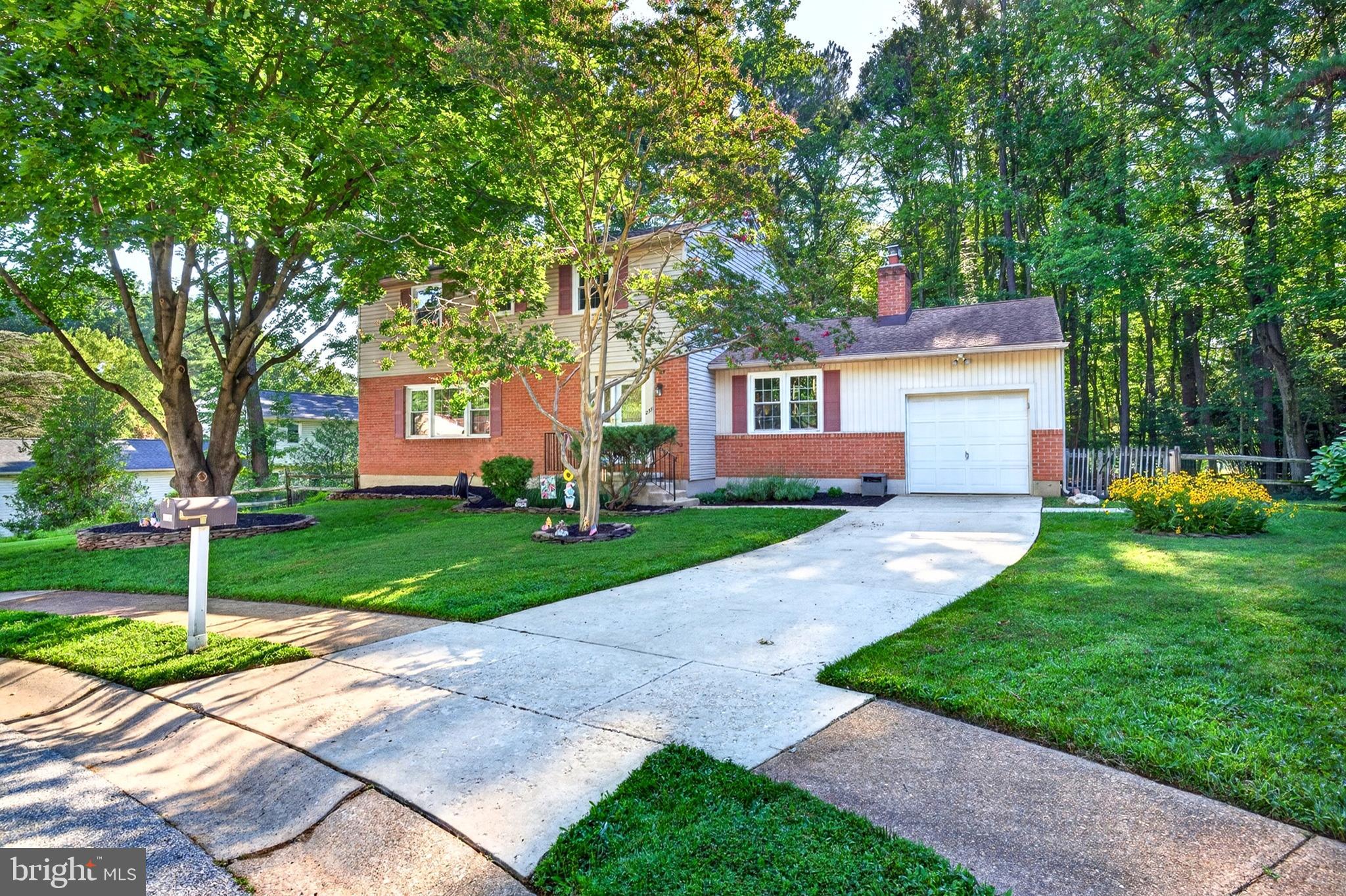 237 CRYSTAL COURT