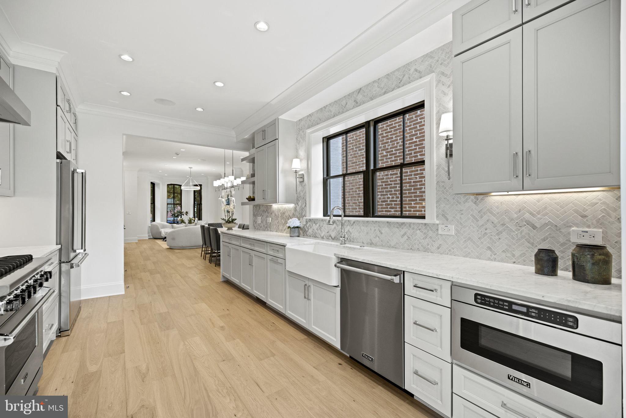 DUPONT CIRCLE - Residential