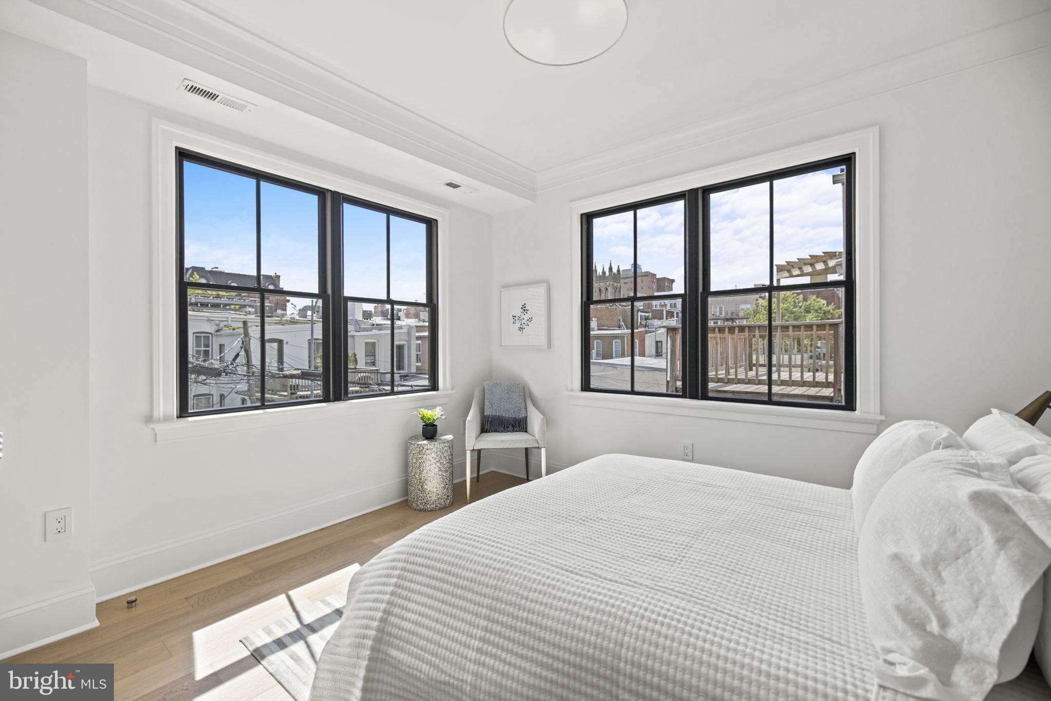 DUPONT CIRCLE - Residential