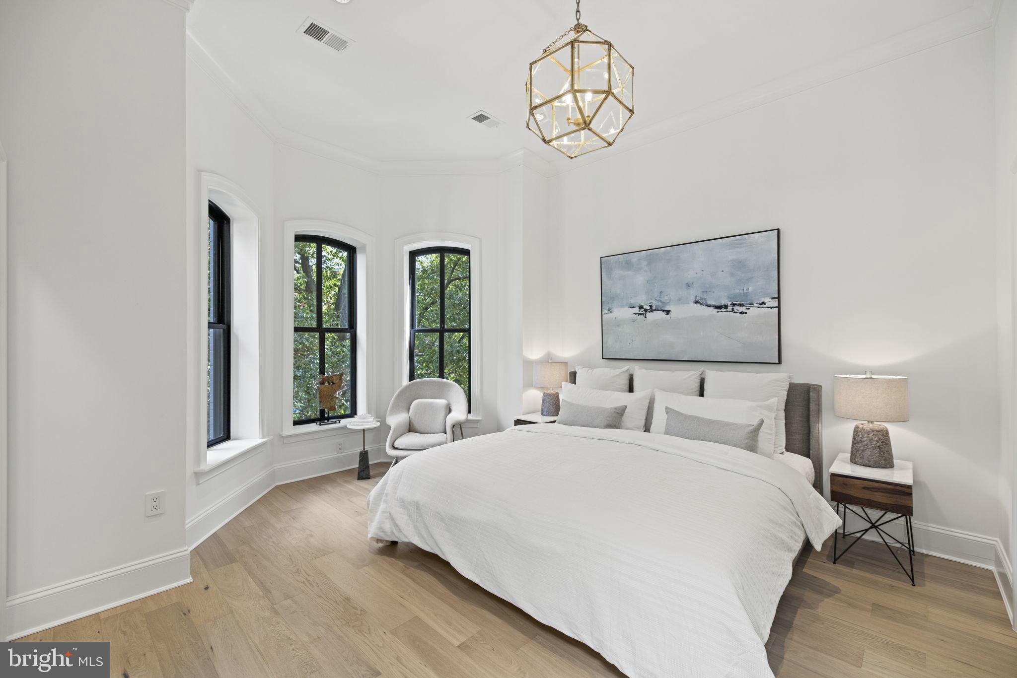 DUPONT CIRCLE - Residential