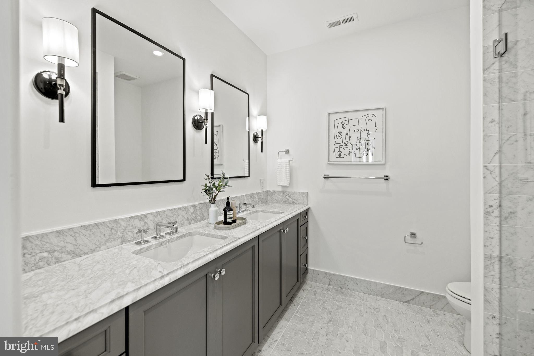 DUPONT CIRCLE - Residential