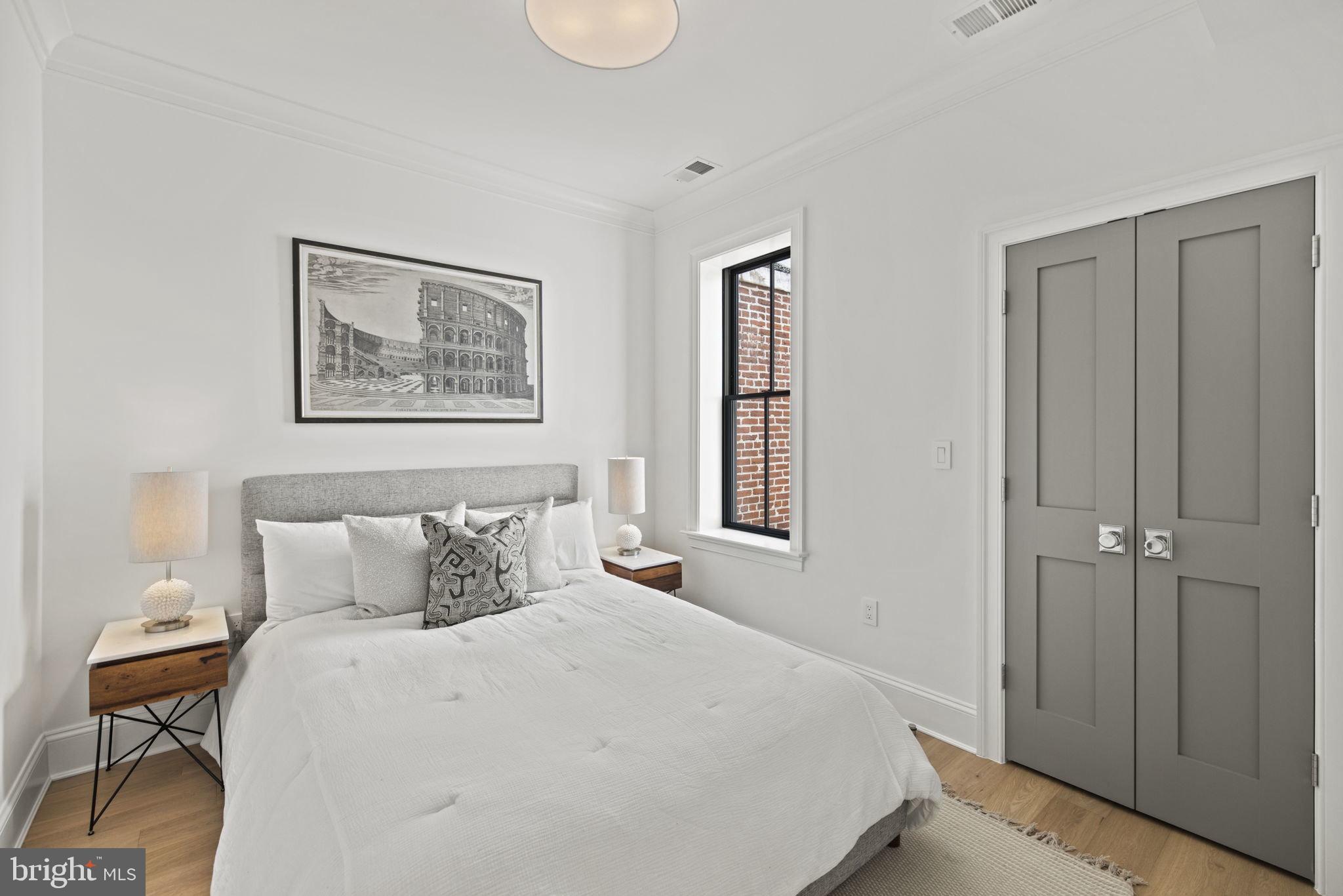 DUPONT CIRCLE - Residential