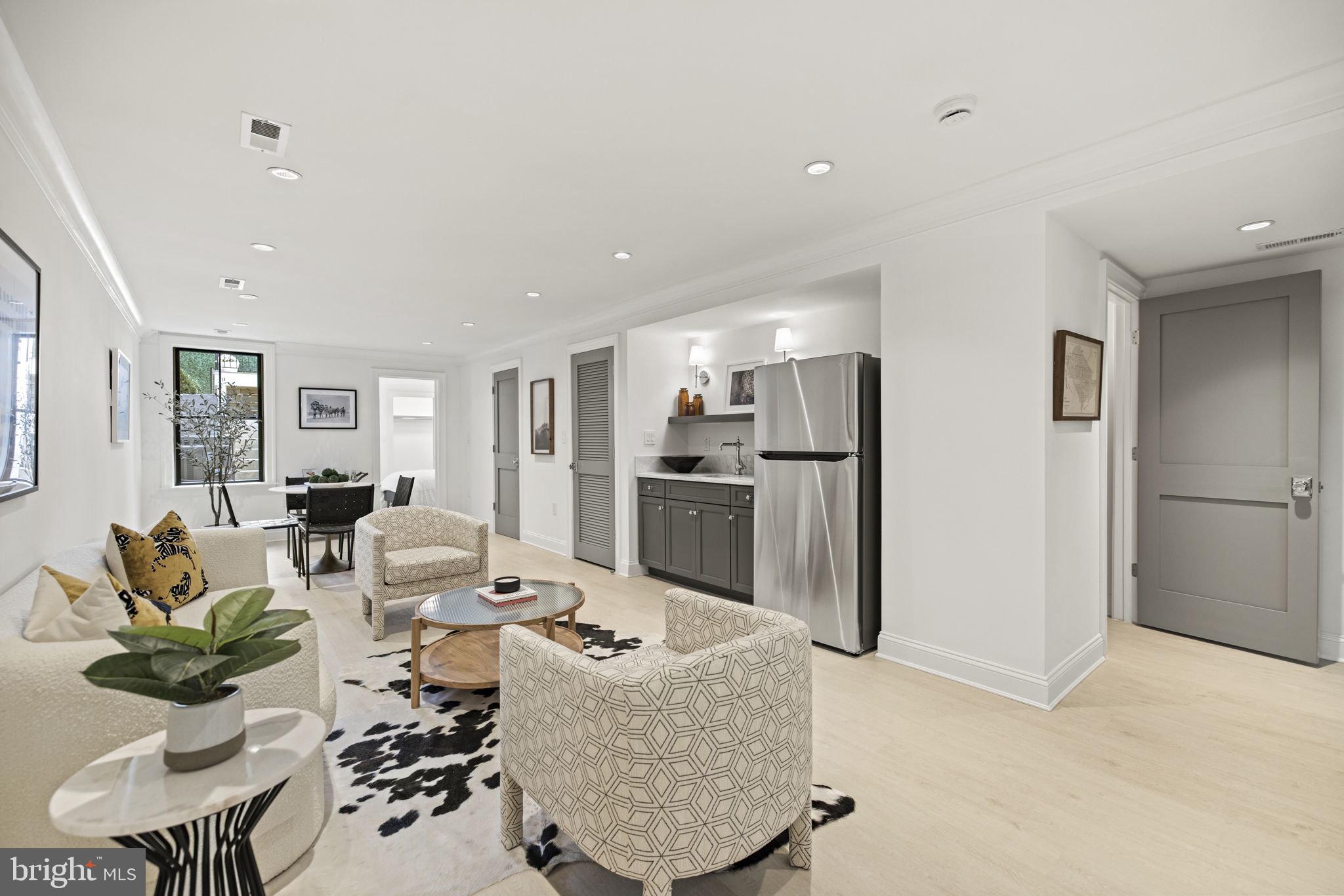 DUPONT CIRCLE - Residential
