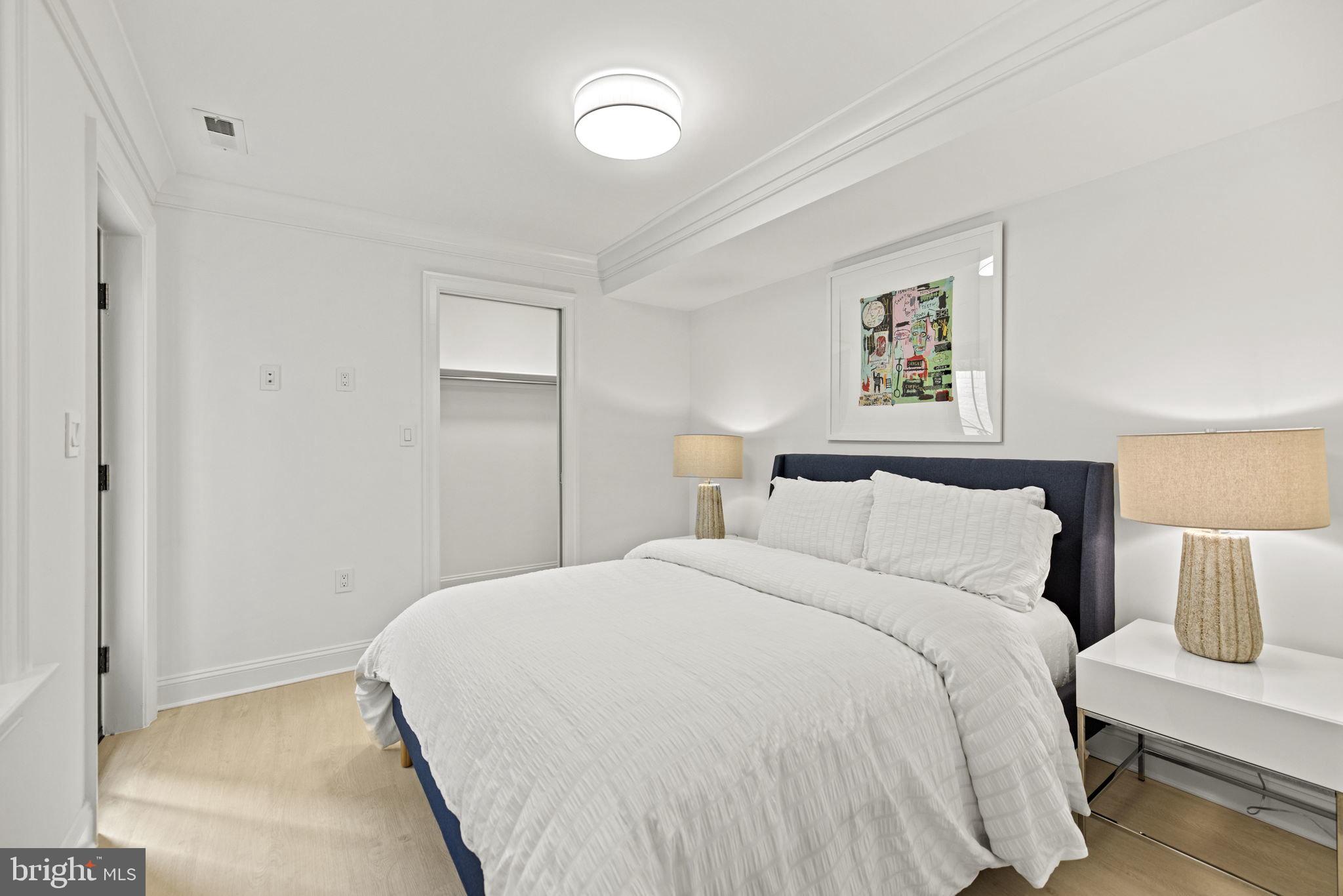 DUPONT CIRCLE - Residential