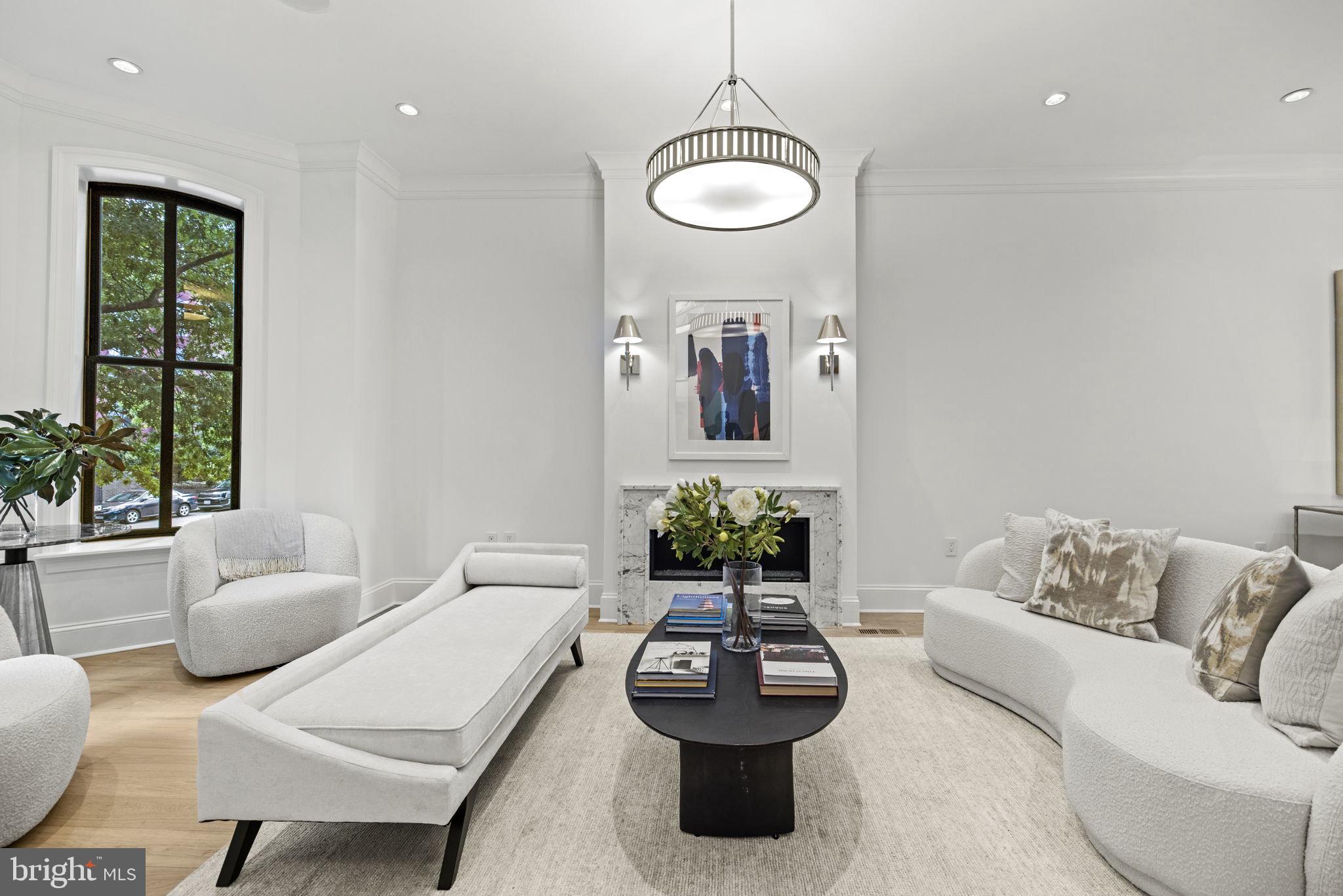 DUPONT CIRCLE - Residential