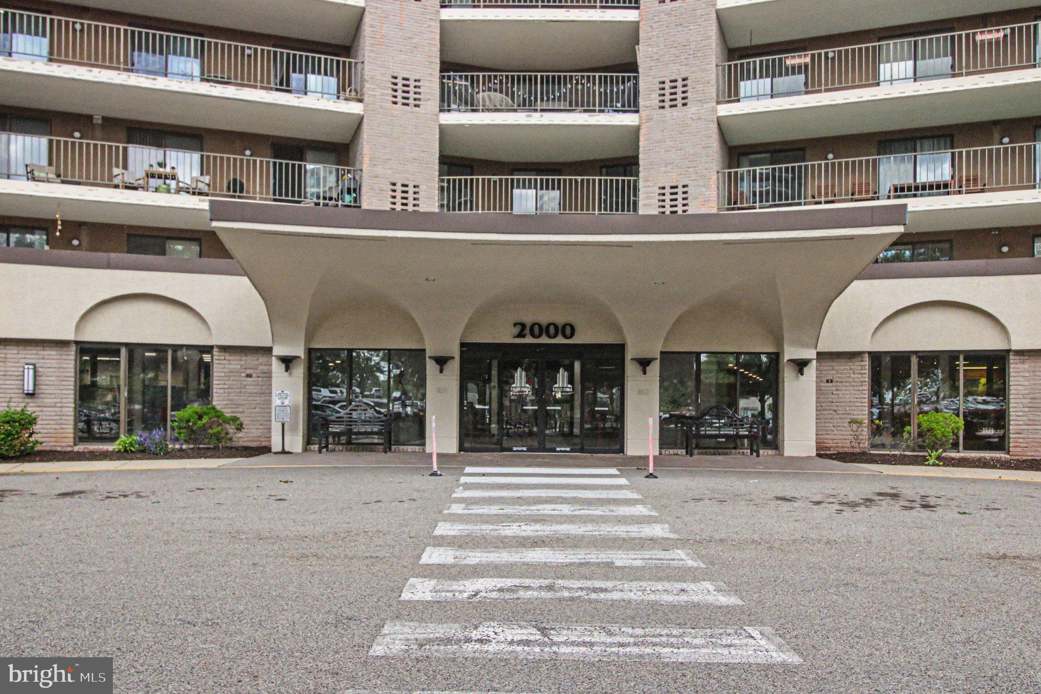VALLEY FORGE TOWER - Residential