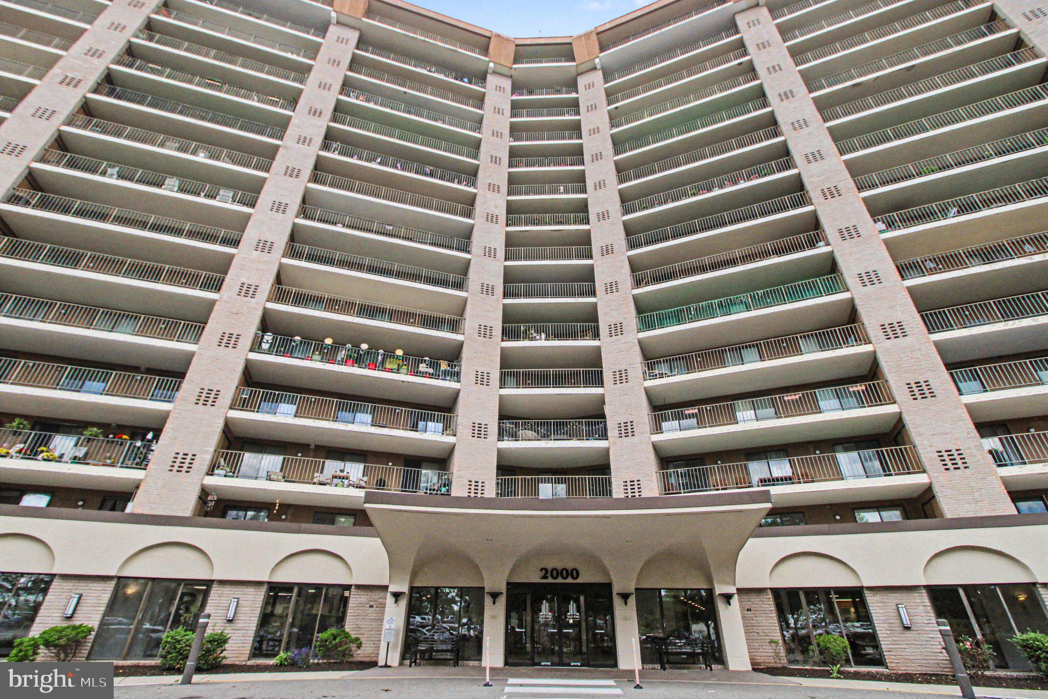 VALLEY FORGE TOWER - Residential