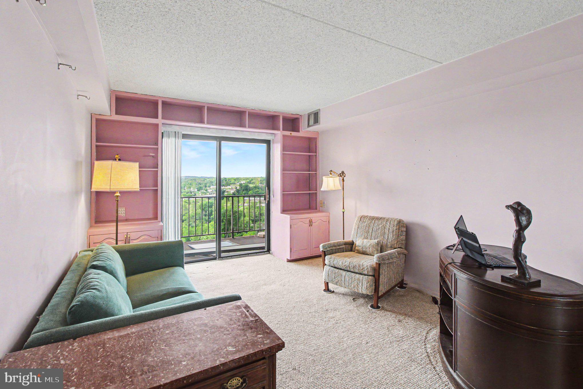 VALLEY FORGE TOWER - Residential