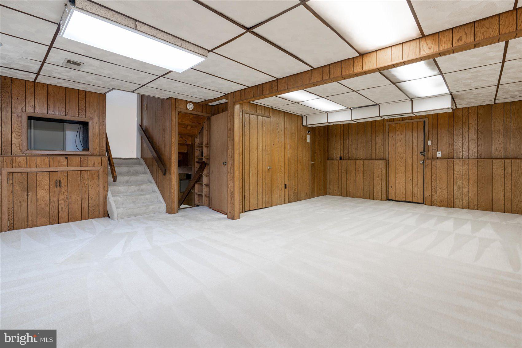 NOTTINGHAM WOODS - Residential