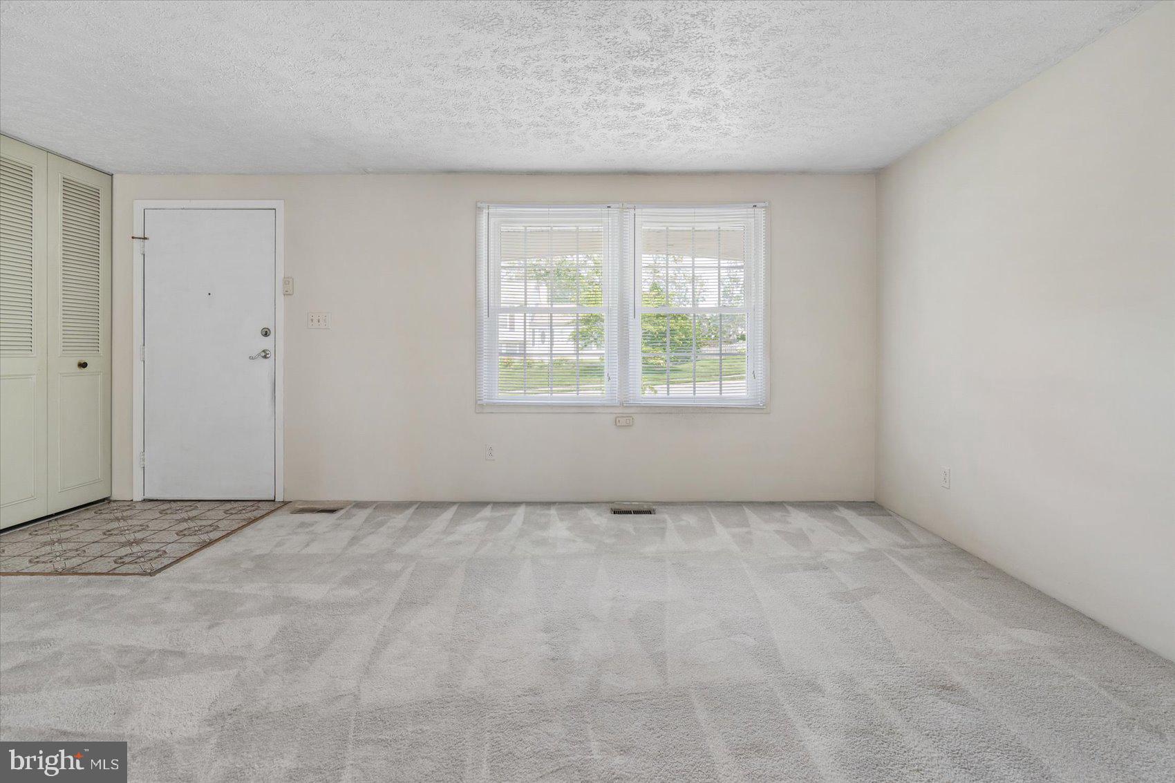 NOTTINGHAM WOODS - Residential