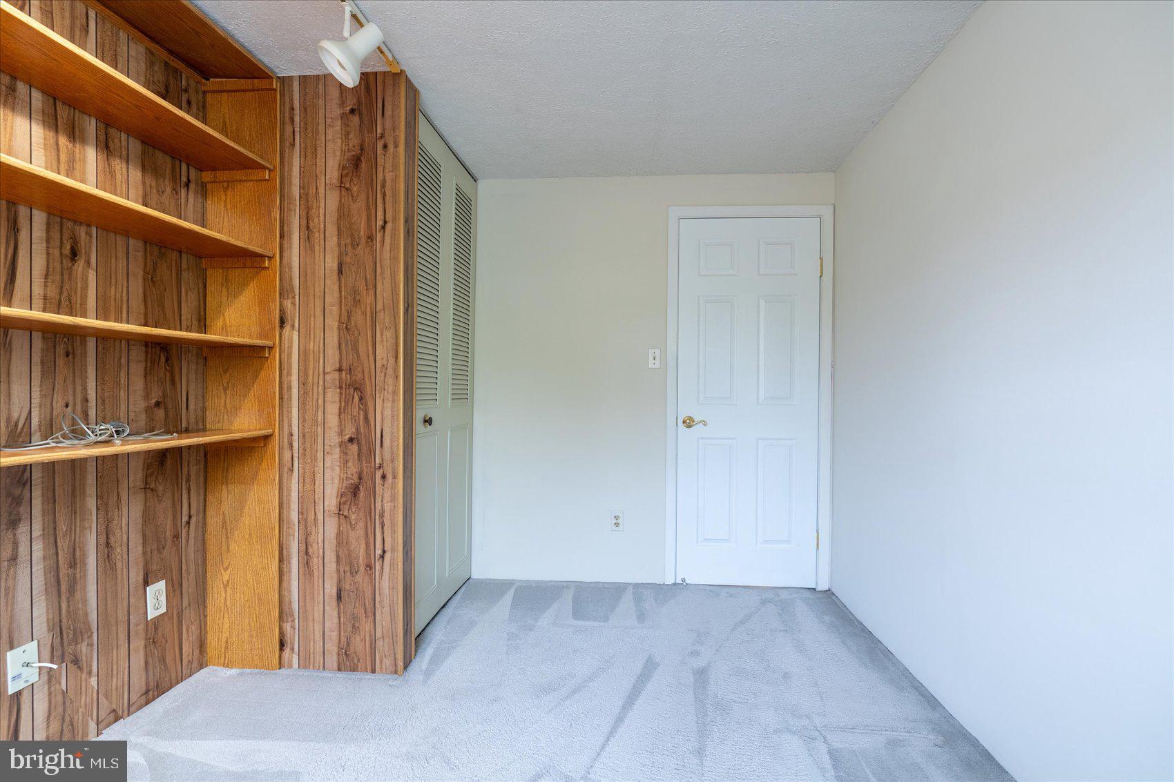 NOTTINGHAM WOODS - Residential