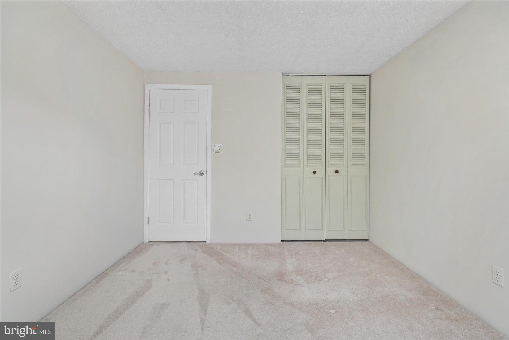 NOTTINGHAM WOODS - Residential