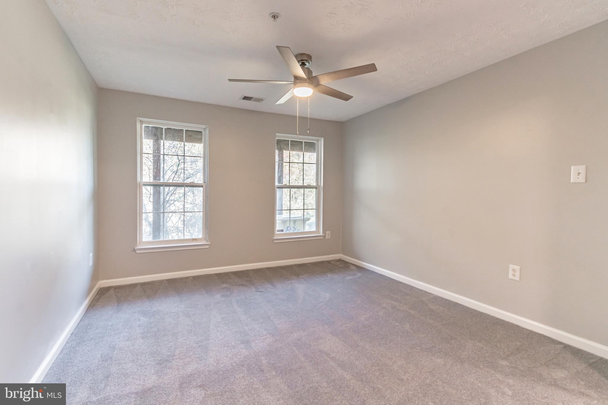 RUSSETT - Residential