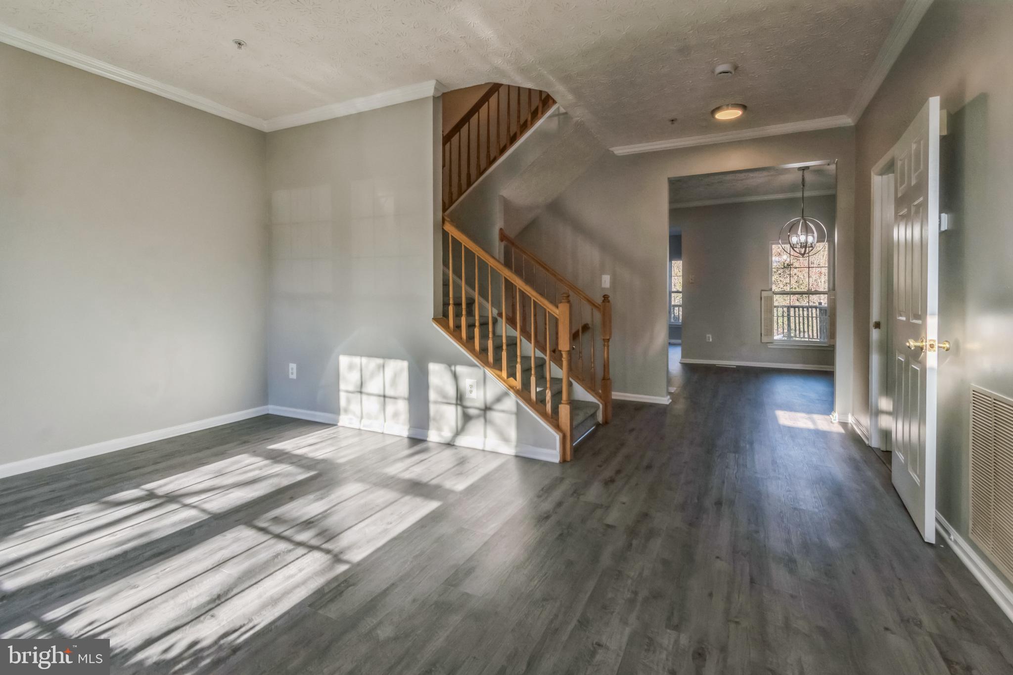 RUSSETT - Residential