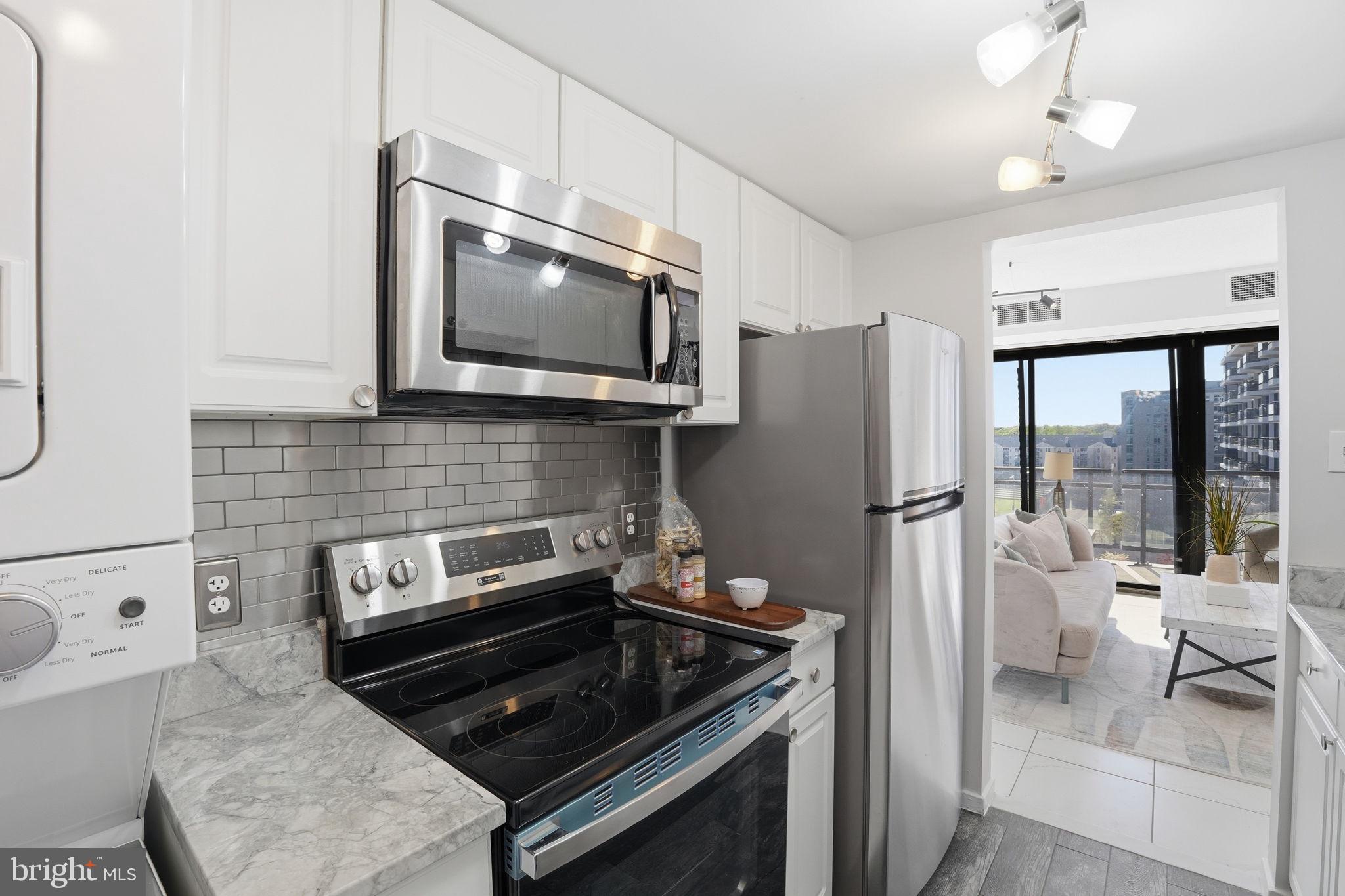 ROSSLYN - Residential